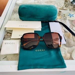 Sunglasses women Gucci